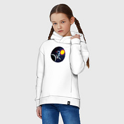 Толстовка оверсайз детская Космонавт в невесомости, цвет: белый — фото 2