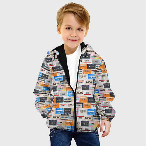 Детская куртка Ретро магнитофонные кассеты / 3D-Черный – фото 4