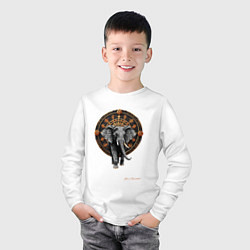 Лонгслив хлопковый детский Слон с узорами на фоне колеса сансары, цвет: белый — фото 2