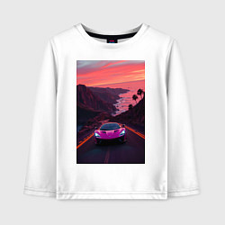 Детский лонгслив Суперкар едет по дороге около океана