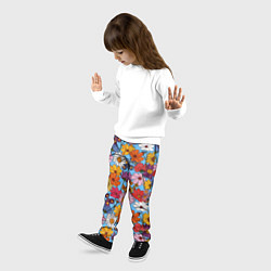 Брюки детские Ромашки-лютики, цвет: 3D-принт — фото 2