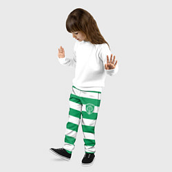 Брюки детские ФК Ахмат на фоне бело зеленой формы, цвет: 3D-принт — фото 2