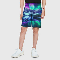Шорты детские Северное сияние над горами - неоновое свечение, цвет: 3D-принт — фото 2