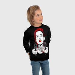 Свитшот детский Woman is holding a gun, цвет: 3D-черный — фото 2