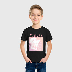 Футболка хлопковая детская Vaporwave Strawberry Milk, цвет: черный — фото 2
