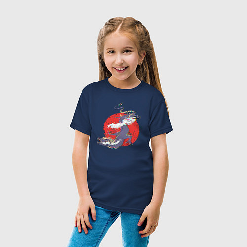 Детская футболка Дизайн с драконом на фоне красного солнца с эффект / Тёмно-синий – фото 4