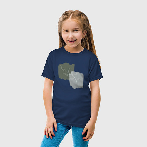 Детская футболка Ветка с листьями на сером фоне / Тёмно-синий – фото 4