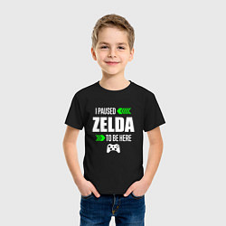 Футболка хлопковая детская I Paused Zelda To Be Here с зелеными стрелками, цвет: черный — фото 2