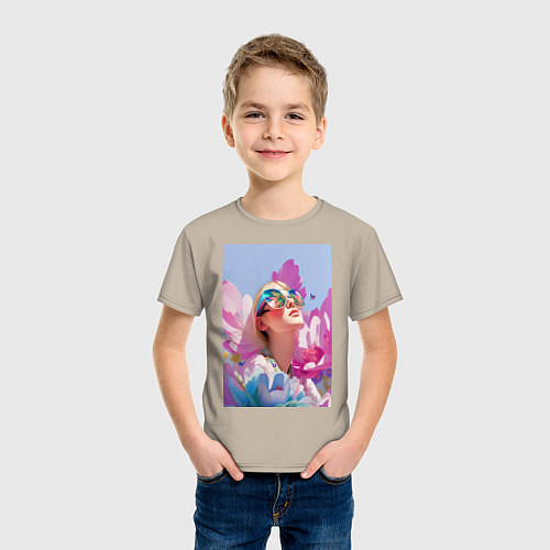 Детская футболка Весенняя девушка в цветах / Миндальный – фото 3
