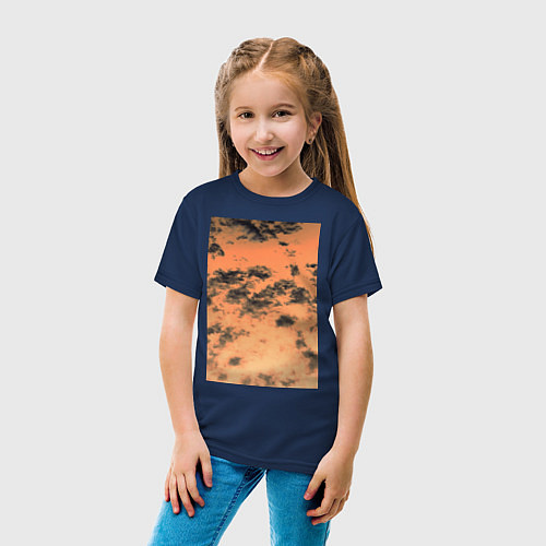 Детская футболка Закат и черные облака / Тёмно-синий – фото 4