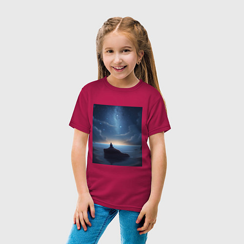 Детская футболка Мальчик, космос и море / Маджента – фото 4