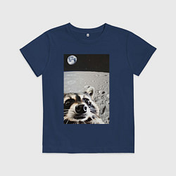 Футболка хлопковая детская Енот на луне делает селфи, цвет: тёмно-синий