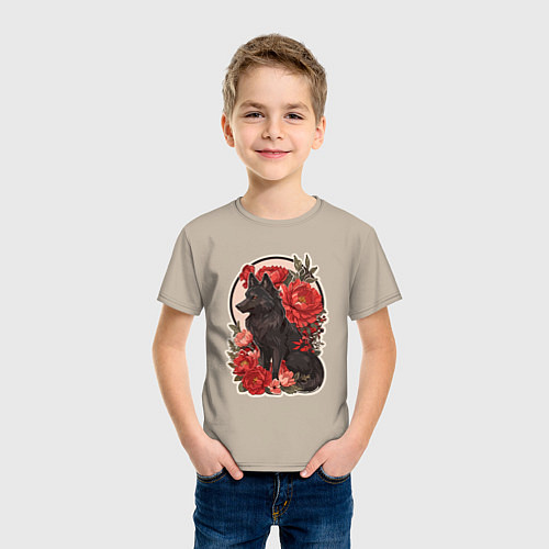 Детская футболка Чёрный волк и красные цветы / Миндальный – фото 3