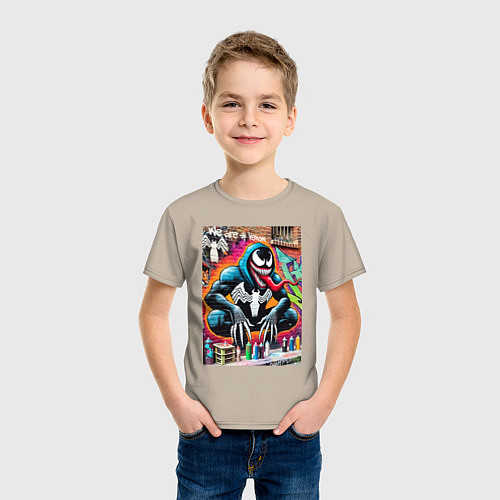 Детская футболка Веном сидит на кортах - граффити / Миндальный – фото 3
