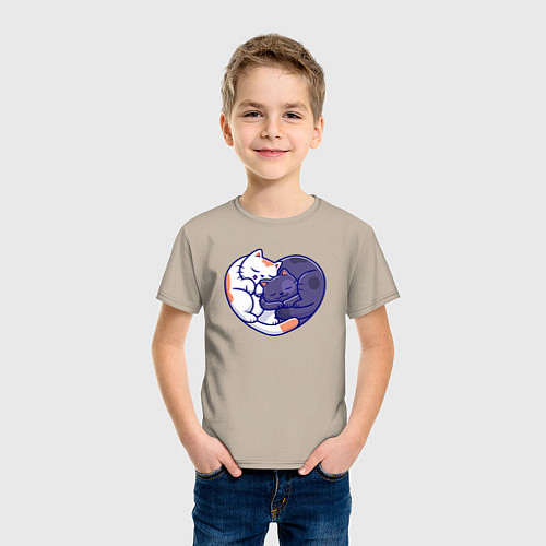 Детская футболка Сердечные котики / Миндальный – фото 3