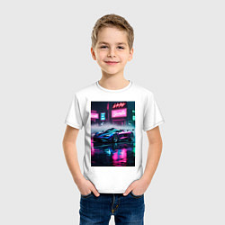 Футболка хлопковая детская Суперкар возле неоновой вывески в стиле киберпанк, цвет: белый — фото 2