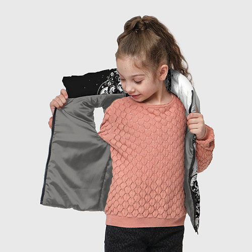 Детский жилет Черно-белая птица среди узорчатых цветов / 3D-Светло-серый – фото 4