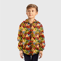 Ветровка с капюшоном детская Лоскутные треугольники, цвет: 3D-черный — фото 2