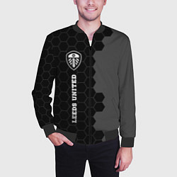 Бомбер мужской Leeds United sport на темном фоне по-вертикали, цвет: 3D-черный — фото 2