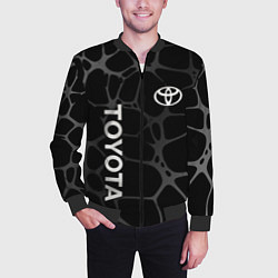 Бомбер мужской Toyota - монохромный аква, цвет: 3D-черный — фото 2
