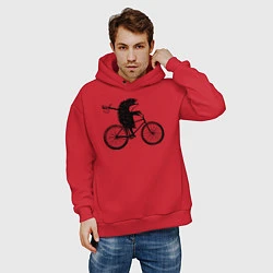 Толстовка оверсайз мужская Ежик на велосипеде, цвет: красный — фото 2
