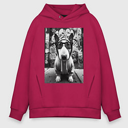 Толстовка оверсайз мужская Булли у стены с граффити, цвет: маджента