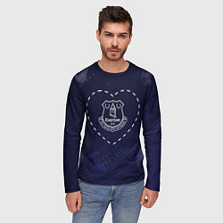 Лонгслив мужской Лого Everton в сердечке на фоне мячей, цвет: 3D-принт — фото 2