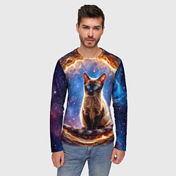 Лонгслив мужской Сиамская кошка в космосе, цвет: 3D-принт — фото 2