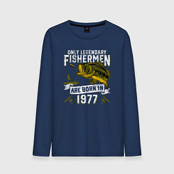 Лонгслив хлопковый мужской Только легендарные рыбаки рождаются в 1977, цвет: тёмно-синий