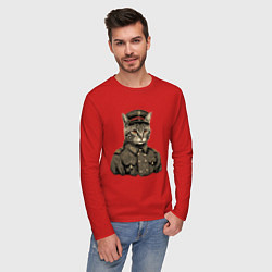 Лонгслив хлопковый мужской Котик в шинели, цвет: красный — фото 2