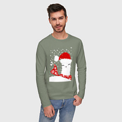 Лонгслив хлопковый мужской Лама в шапочке и шарфе, цвет: авокадо — фото 2