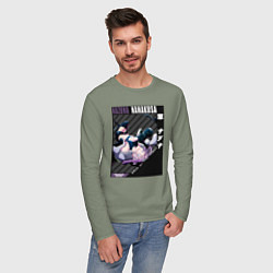 Лонгслив хлопковый мужской Песнь ночных сов Надзуна Нанакуса вампирша, цвет: авокадо — фото 2