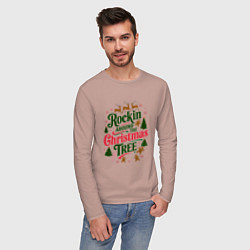 Лонгслив хлопковый мужской Новогодняя атмосфера rockin around the christmas t, цвет: пыльно-розовый — фото 2