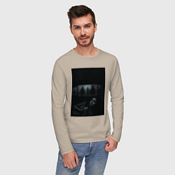 Лонгслив хлопковый мужской Девушка прячется в машине ужасы триллер, цвет: миндальный — фото 2