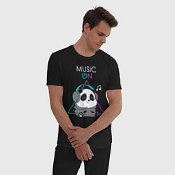 Пижама хлопковая мужская Пандёныш в наушниках слушает музон - симпатяга, цвет: черный — фото 2