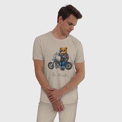 Пижама хлопковая мужская Крутой мотоциклист медведь, цвет: миндальный — фото 2