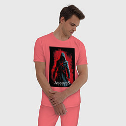 Пижама хлопковая мужская Assassins creed на фоне красной стены, цвет: коралловый — фото 2