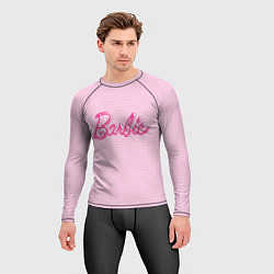 Рашгард мужской Барби - логотип на клетчатом фоне, цвет: 3D-принт — фото 2