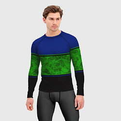 Рашгард мужской Синие, неоновые зеленые мраморные и черные полосы, цвет: 3D-принт — фото 2