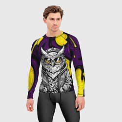Рашгард мужской Модная сова фиолетово-желтый фон, цвет: 3D-принт — фото 2