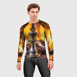 Рашгард мужской Шахматы - король на фоне огня, цвет: 3D-принт — фото 2