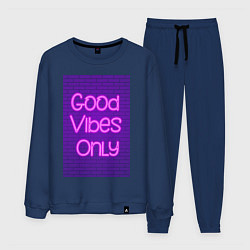 Мужской костюм Неоновая надпись good vibes only и кирпичная стена