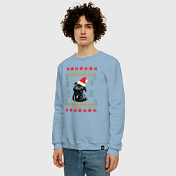 Свитшот хлопковый мужской Рождественский свитер Черный мопс, цвет: мягкое небо — фото 2