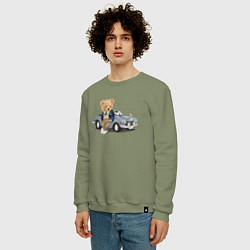 Свитшот хлопковый мужской Плюшевый медвежонок и автомобиль, цвет: авокадо — фото 2