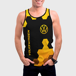 Майка-безрукавка мужская Volkswagen - gold gradient: символ и надпись верти, цвет: 3D-черный — фото 2