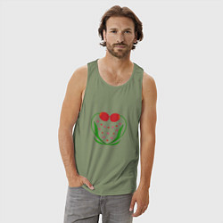 Майка мужская хлопок Тюльпановое сердце и бабочки, цвет: авокадо — фото 2