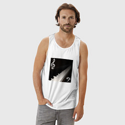 Майка мужская хлопок Скрипичный и басовый ключи с клавиатурой фортепиан, цвет: белый — фото 2
