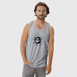 Майка мужская хлопок Зеленая утка держит нож, цвет: меланж — фото 2