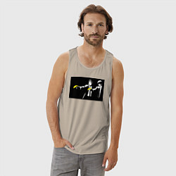 Майка мужская хлопок Бэнкси банановое чтиво, цвет: миндальный — фото 2