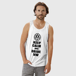 Майка мужская хлопок Keep Calm & Drive VW, цвет: белый — фото 2